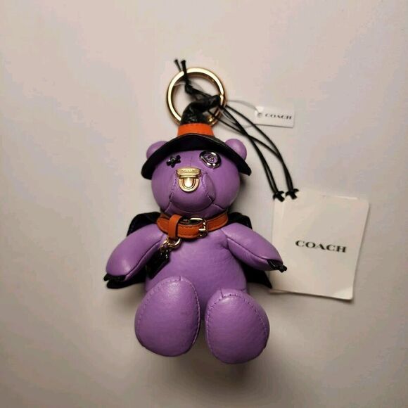 NWT Coach 6082 Halloween Witch Bear In Purple Bag Charm - Picture 1 of 4